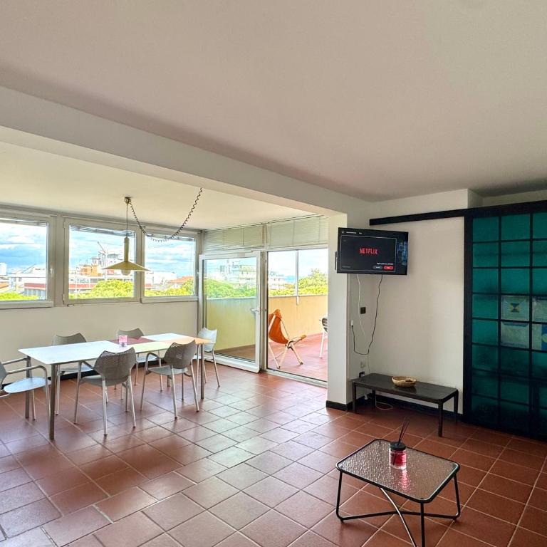 Central Sea View Penthouse - Lignano Sabbiadoro - Appartamento con 2 Camere da Letto - 72