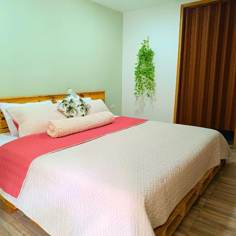 Casa Luna Lago Calima - Habitación Deluxe con cama extragrande - 5
