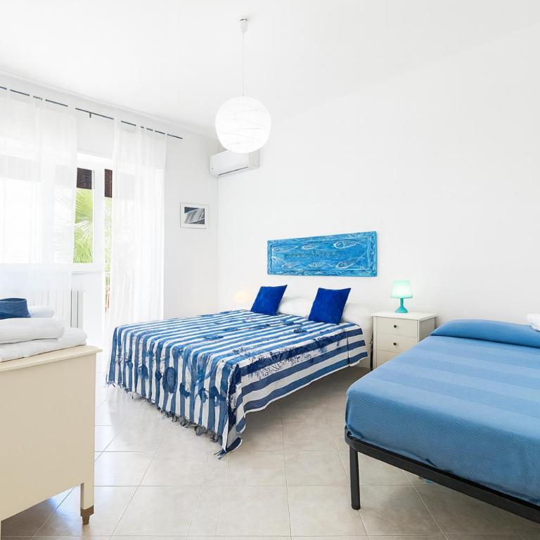 Casa Lidia Mare - Three-Bedroom Apartment - 12