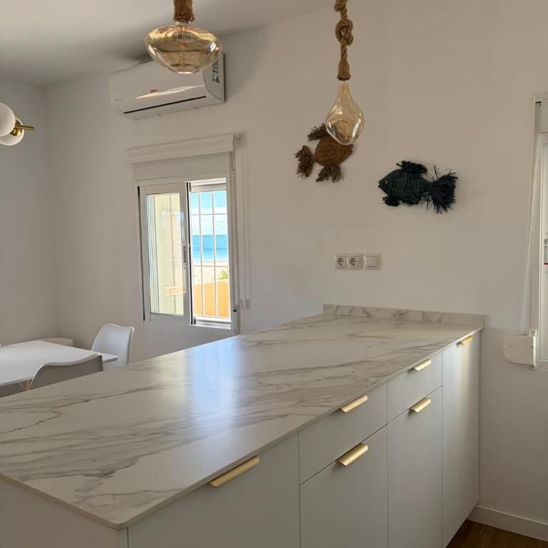 Apartamento en primera línea de playa - Two-Bedroom Apartment - 4