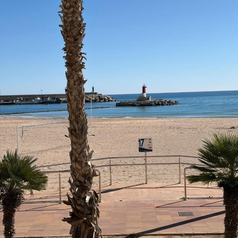 Apartamento en primera línea de playa - Two-Bedroom Apartment - 16