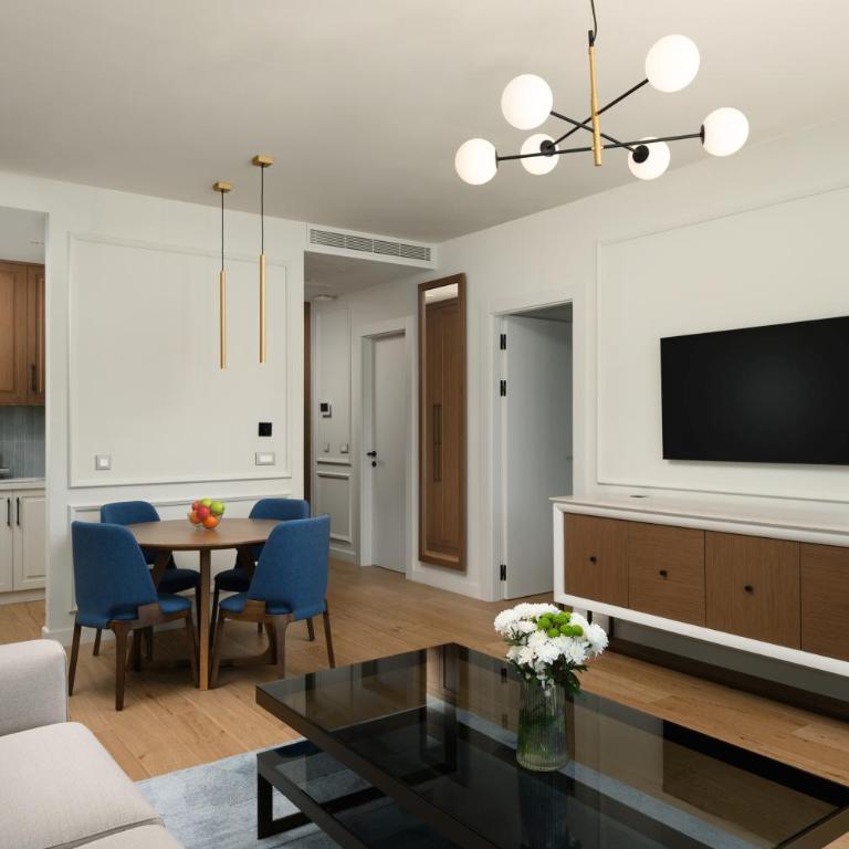 Mövenpick Hotel & Residences Teuta Kotor Bay - Two-Bedroom Deluxe Apartment - 11