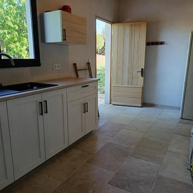 Maison au cœur d'un domaine viticole en Provence - Maison de Vacances - 19
