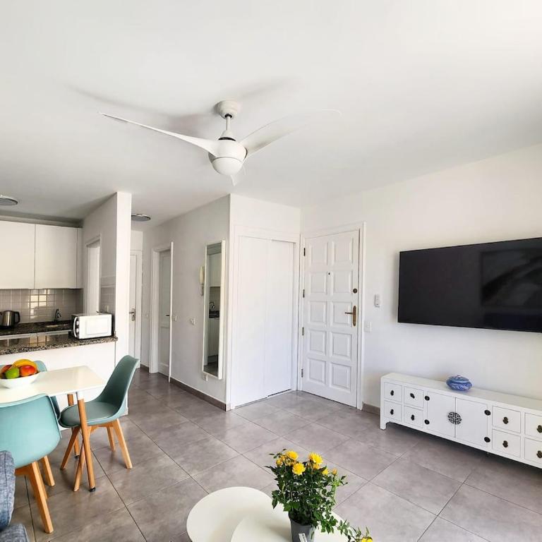 Amazing ultra central flat sea view Los Cristianos - Apartamento de 1 dormitorio - 11