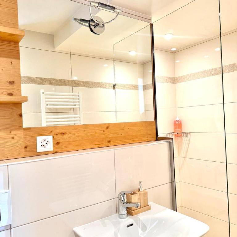 Sunny Alpine Apartment - 180 View - Apartment mit 3 Schlafzimmern - 36