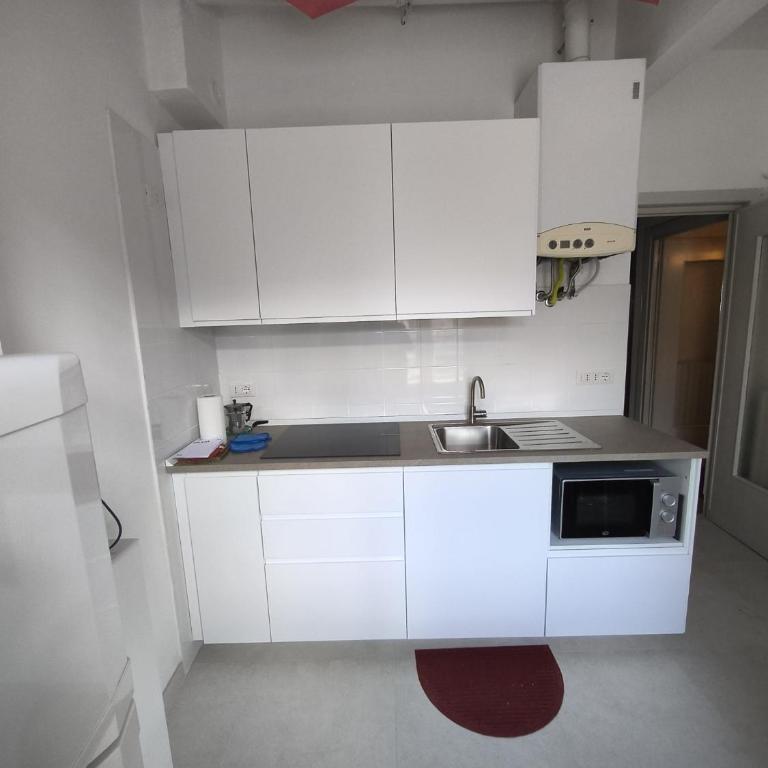 ATTICO SUL MARE con balcone sulla spiaggia e terrazza solarium di 25 mq - Appartamento Attico - 11