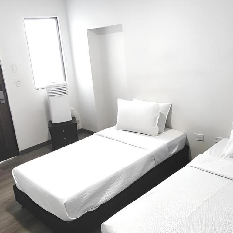 Hotel San Rin - Habitación Doble Pequeña - 2 camas - 1