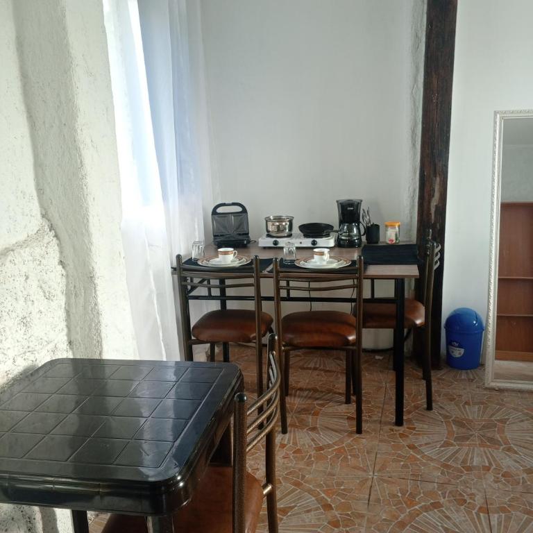 Private room for 4 people, Casa Oasis Galapagos - One-Bedroom Apartment - 9