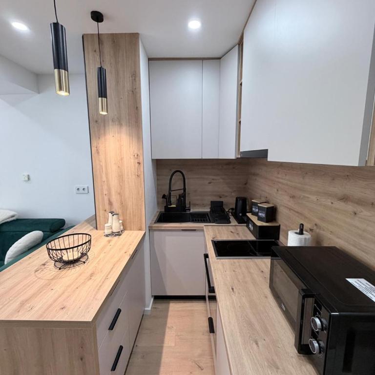 Luxury Apartment Carpe Diem - Free Parking - One-Bedroom Apartment - 8