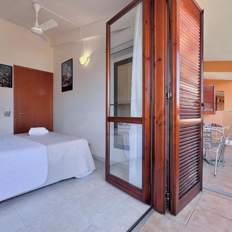 Near the Center - A combination of relaxation and unique views - Appartamento con 2 Camere da Letto e Vista Città - 24