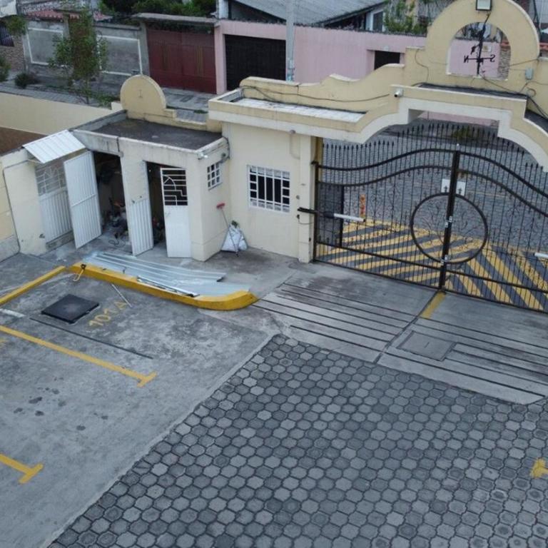 Cozy pet-friendly apartment with private BBQ area - Riobamba Chimborazo - Three-Bedroom Apartment - 18