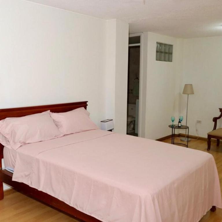 Cozy pet-friendly apartment with private BBQ area - Riobamba Chimborazo - Three-Bedroom Apartment - 2