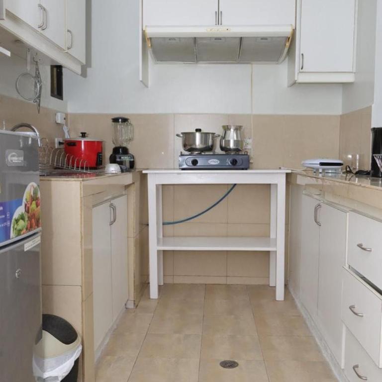 Cozy pet-friendly apartment with private BBQ area - Riobamba Chimborazo - Three-Bedroom Apartment - 11
