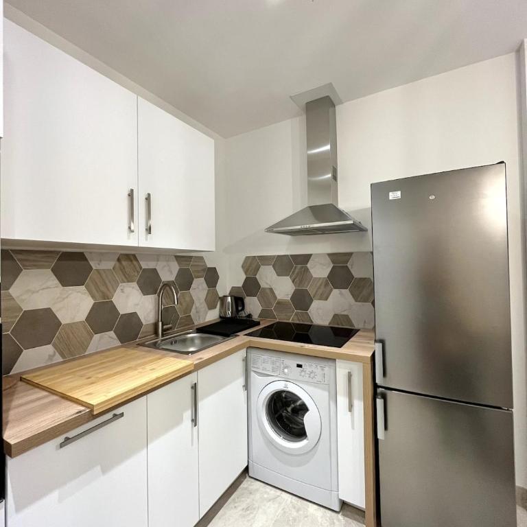 Urban Charm 6 people near dowtown with air Conditioning & Netflix - Appartement 3 Chambres - 27