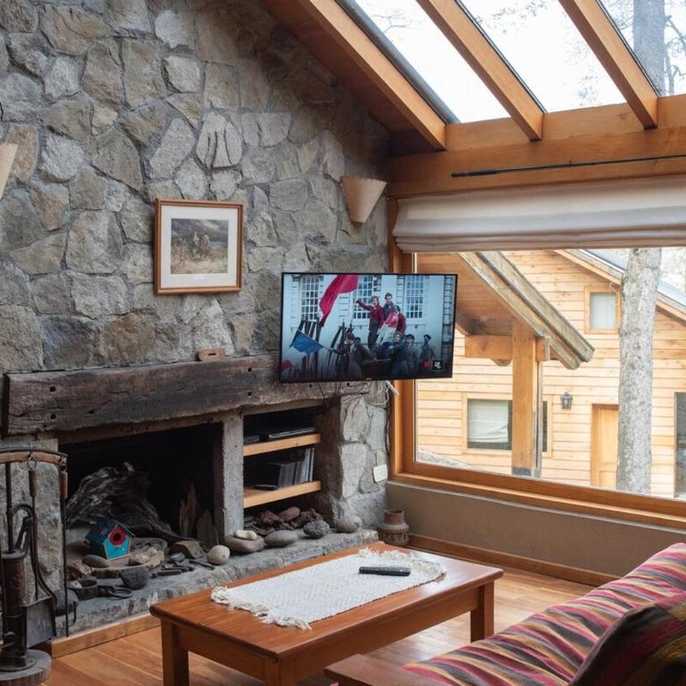 Excelente Casa en bosque con vista a Chapelco y Lago Lacar - Casa de 2 dormitorios - 3