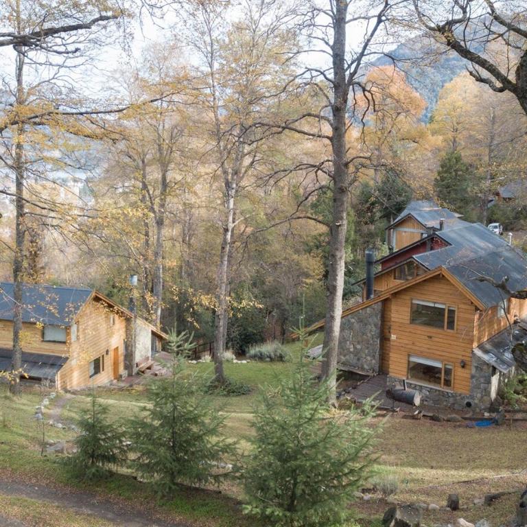 Excelente Casa en bosque con vista a Chapelco y Lago Lacar - Casa de 2 dormitorios - 11