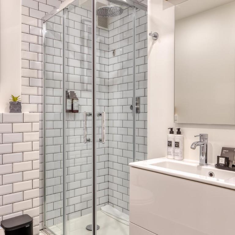 Paris Central Gem 9 Min Walk to Notre-Dame and Louvre - Appartamento Superior con 1 Camera da Letto - 10