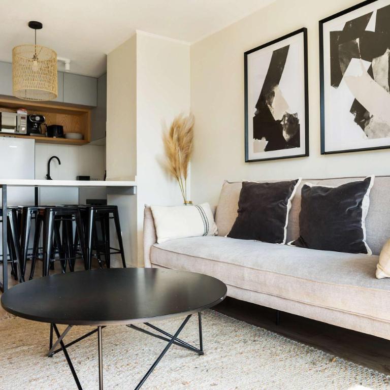 Your Adventure Begins in Las Condes 2BR2BA Apartment - Apartment - 1