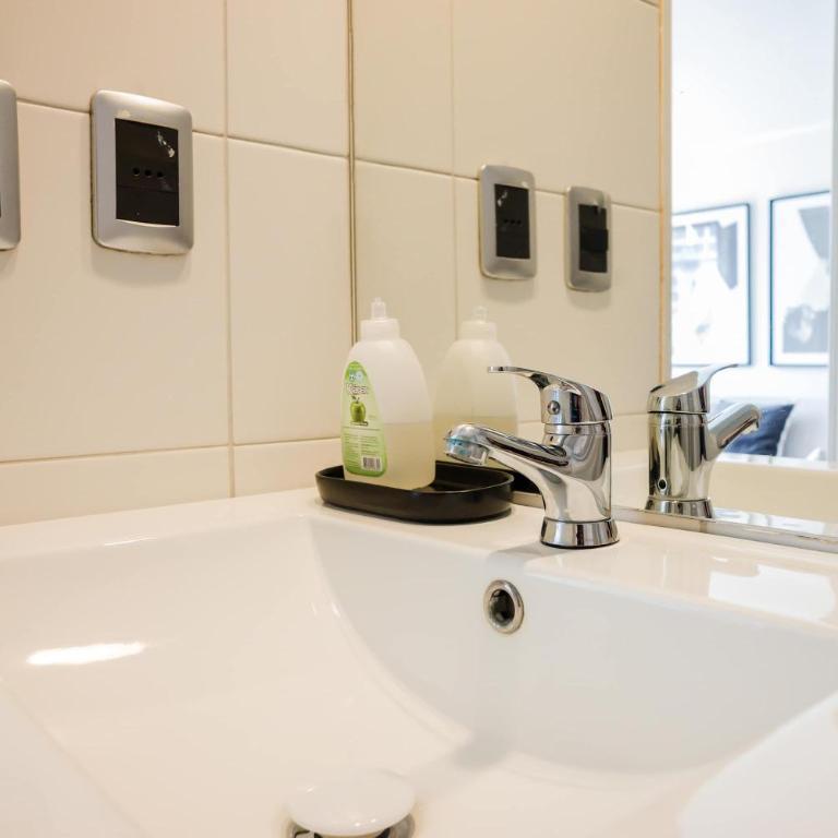 Your Adventure Begins in Las Condes 2BR2BA Apartment - Apartment - 21