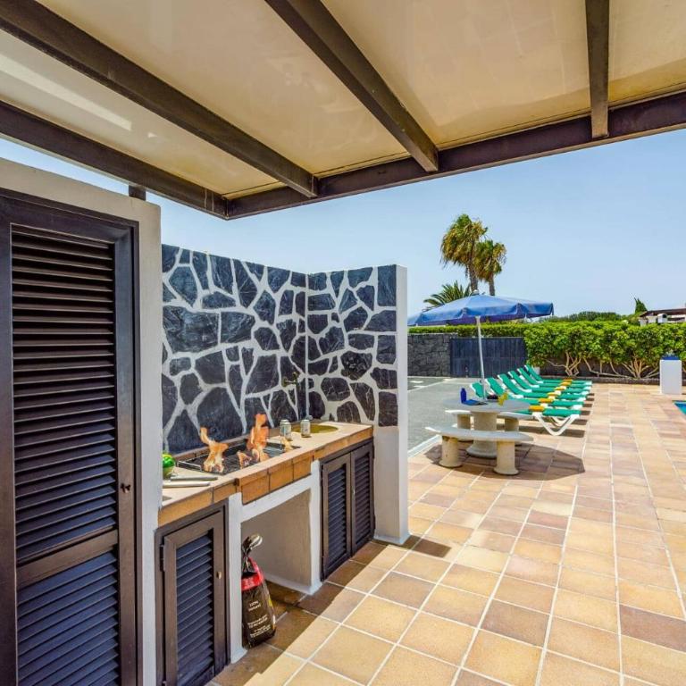 Villa Iko by Villa Plus - Villa - 8