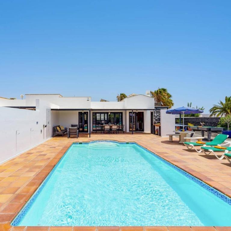 Villa Iko by Villa Plus - Villa - 11