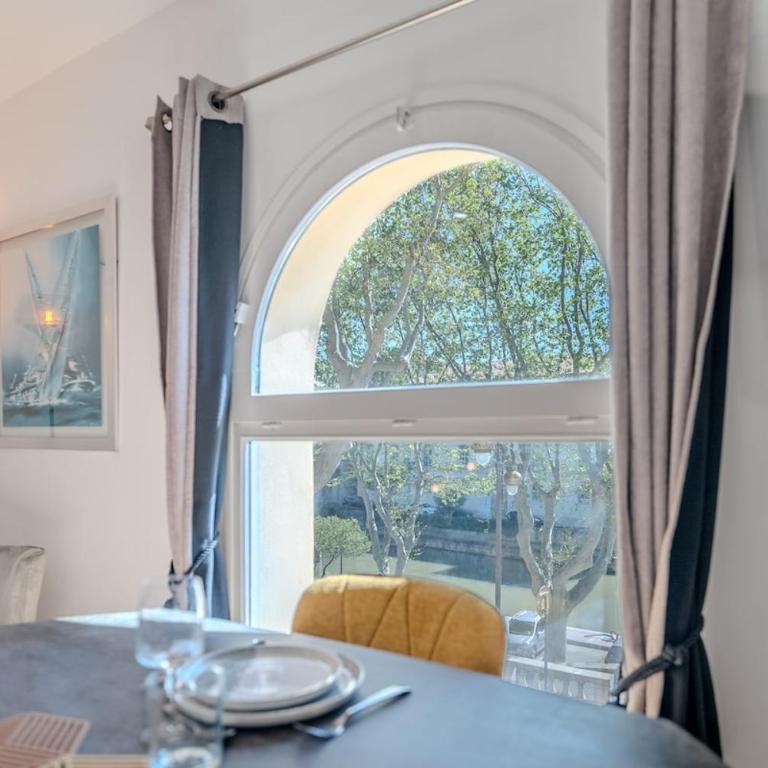 Séjour DUO parfait, Plein Centre, avec Parking privé & Climatisation - One-Bedroom Apartment - 3