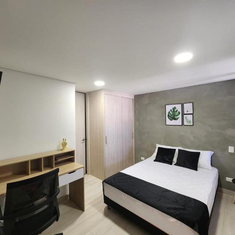 Excellent location, view, close to Provence, Envigado Medelllin Colombia - Apartamento de 2 dormitorios - 2
