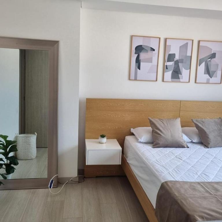 Excellent location, view, close to Provence, Envigado Medelllin Colombia - Apartamento de 2 dormitorios - 3