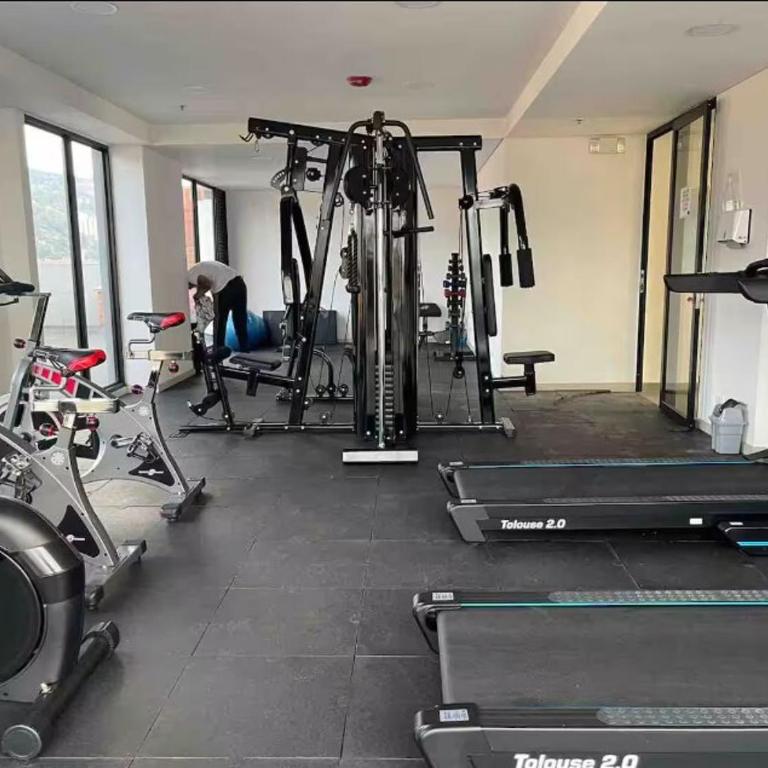 Excellent location, view, close to Provence, Envigado Medelllin Colombia - Apartamento de 2 dormitorios - 12