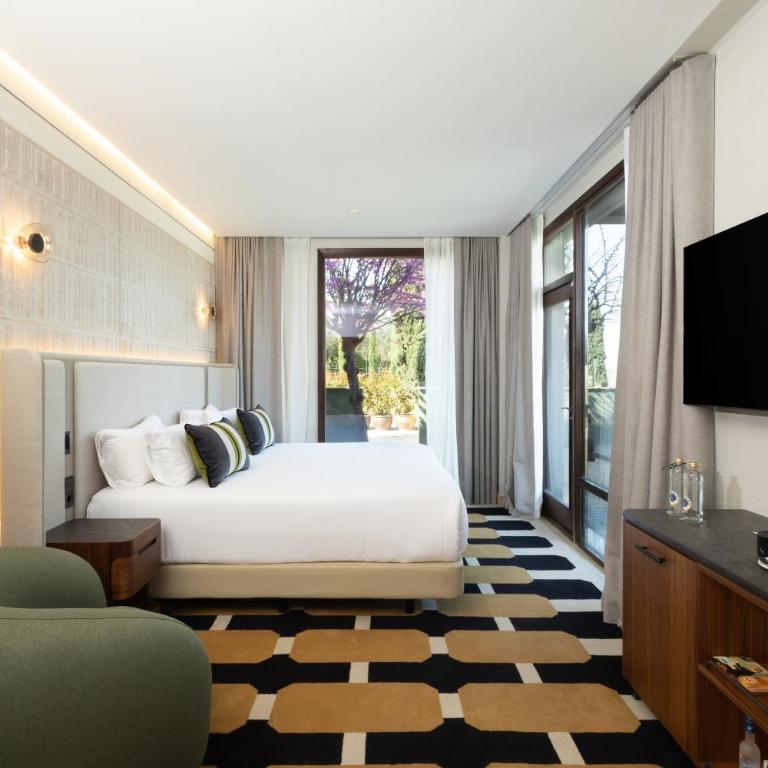 Hotel Miramar Barcelona GL - Preferred Hotels & Resorts - Newly Renovated - Two-Bedroom Suite - 8