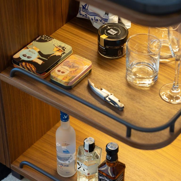 Hotel Miramar Barcelona GL - Preferred Hotels & Resorts - Newly Renovated - Two-Bedroom Suite - 7