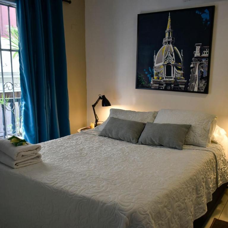 Céntrico y confortable apto Casa Doña Yola 9 - Apartment - 12