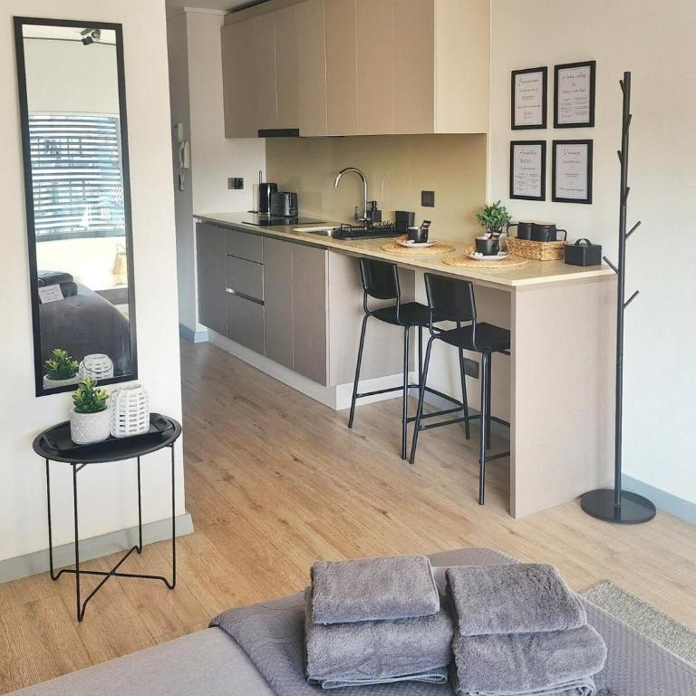 Moderno y acogedor con parking y a pasos del metro - One-Bedroom Apartment - 4