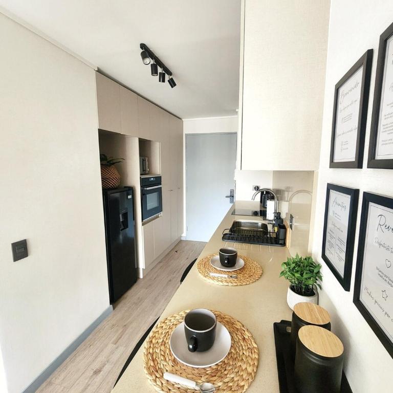 Moderno y acogedor con parking y a pasos del metro - One-Bedroom Apartment - 14