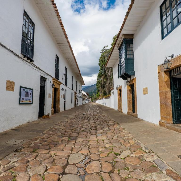 Colorida casa de 5 cuartos en Villa de Leyva - Five-Bedroom House - 42