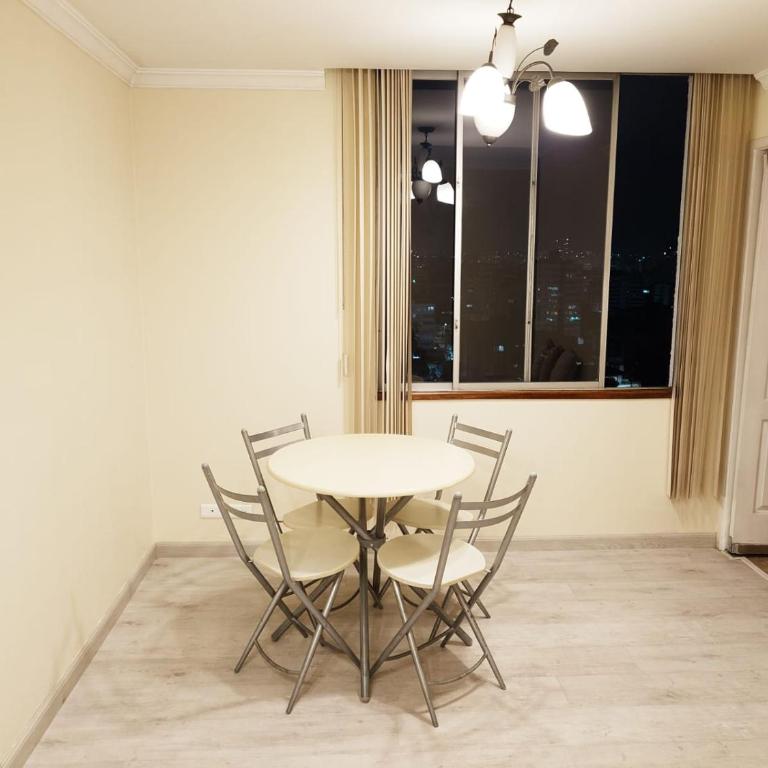 DEPARTAMENTO Norte Quito - Three-Bedroom Apartment - 3