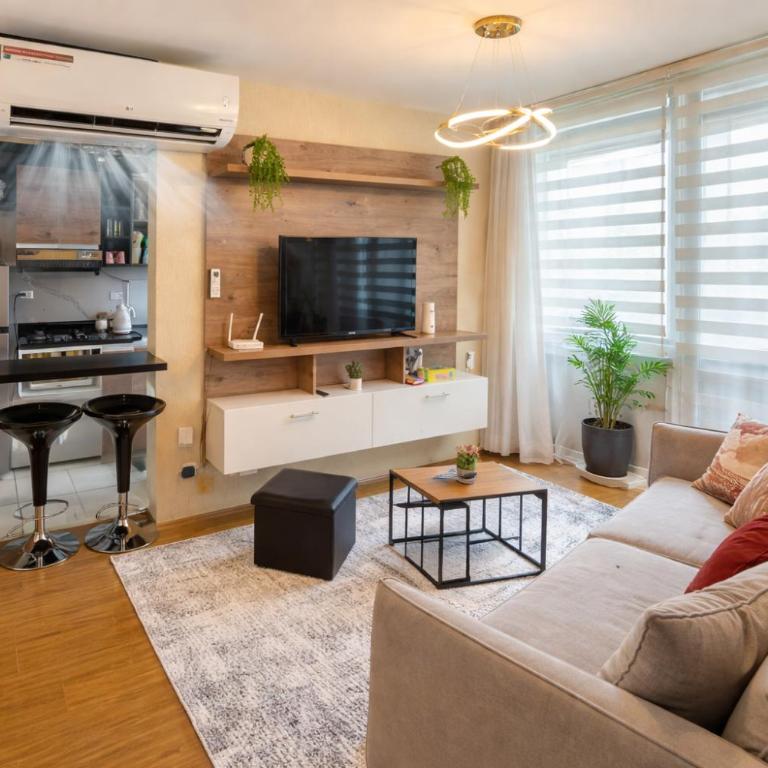 Depa con Aire Acondicionado - Ejecutivos o Parejas - Muy Cerca a Real Plaza - Apartamento de 1 dormitorio - 3