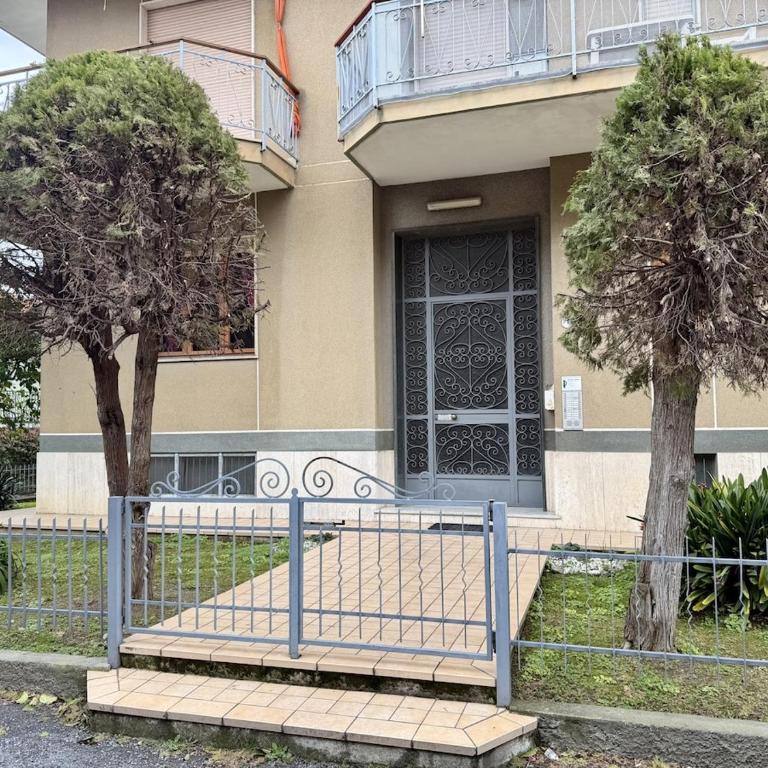 HOST4U DIANO MARINA - Casa Antonietta, a pochi passi dal Centro e dalle Spiagge, Parcheggio libero nell'area residenziale - Appartamento con 1 Camera da Letto e Vista Giardino - 22