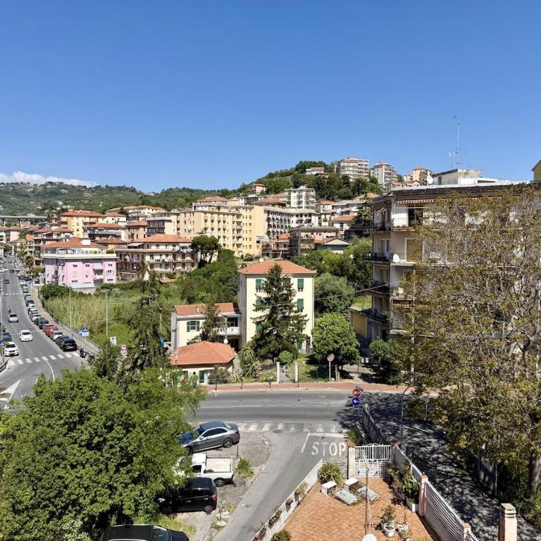 HOST4U - VYdo Apartment in Porto Maurizio, Imperia - Appartamento con 2 Camere da Letto e con Vista - 4