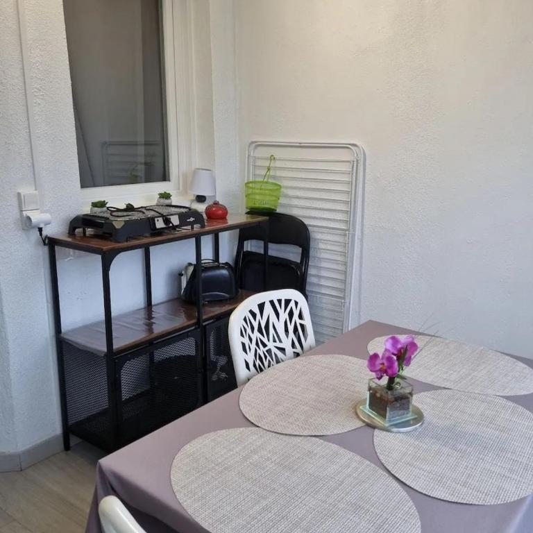 Front de mer, Appt 4 couchages, Grande Plage Lydia - Apartment mit 1 Schlafzimmer - 4