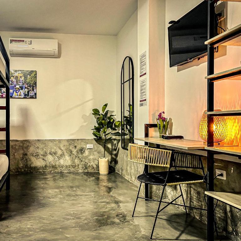 Nómada22 -Hotel moderno en el centro de Neiva - Camarote Familiar - 2
