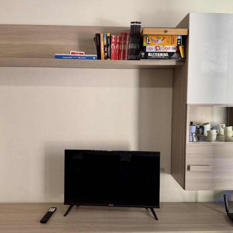 HOST4U - Melinda's Beach House in Imperia with big Terrace - Appartamento con 2 Camere da Letto e Vista Mare - 5