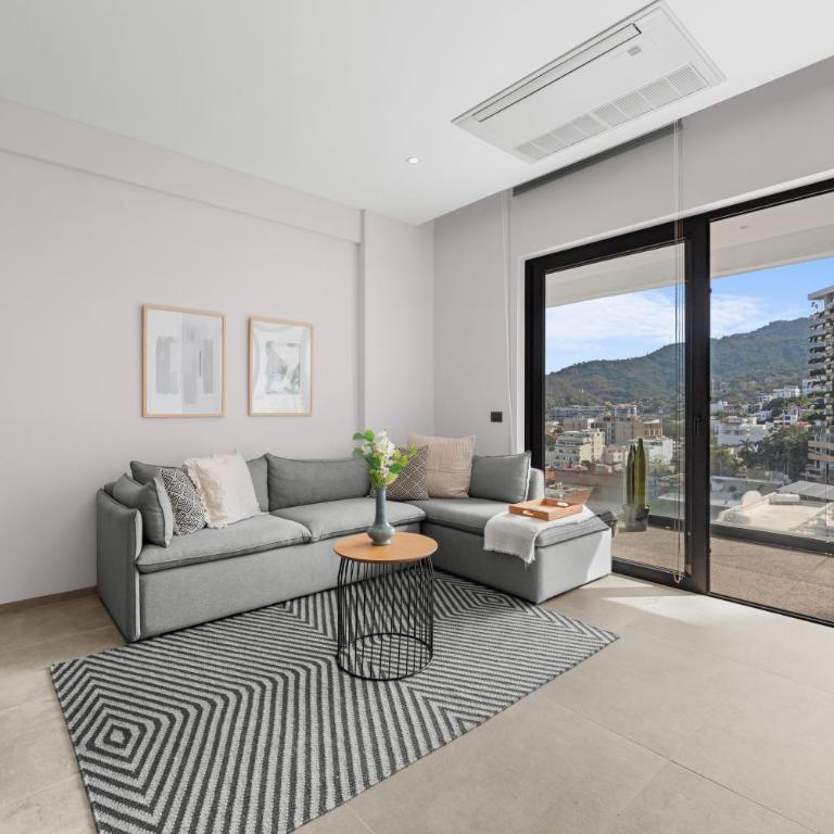 Sail View, Romantic Zone - One-Bedroom Apartment - 14