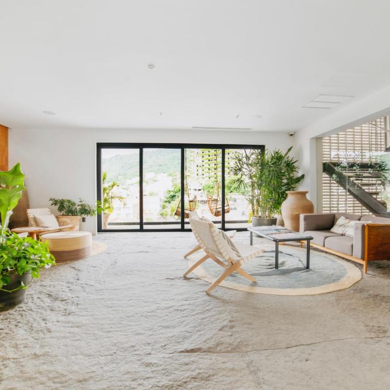 Sail View, Romantic Zone - One-Bedroom Apartment - 17
