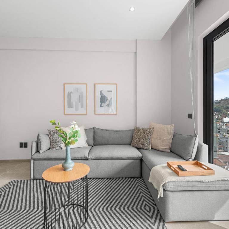 Sail View, Romantic Zone - One-Bedroom Apartment - 24