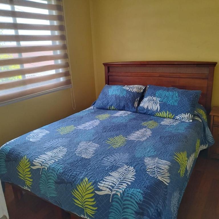 Hospedaje LARRAIN - Seven-Bedroom House - 10