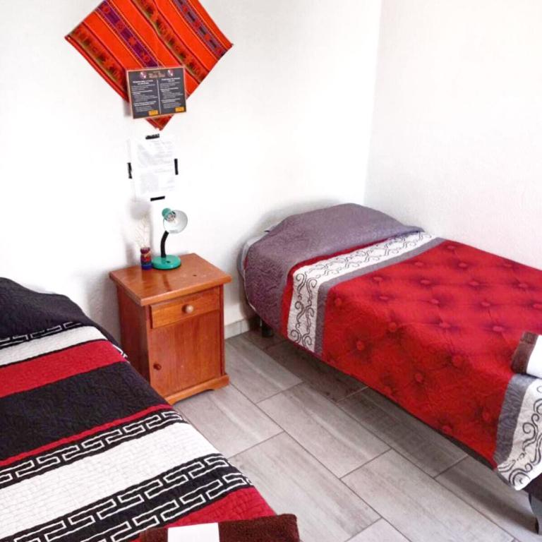 Misky Wasi - Bed in Male Dormitory Room - 9