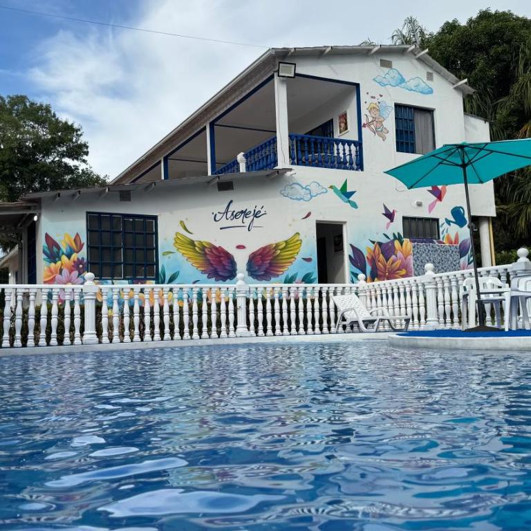 Quinta con Jacuzzi, Cancha de fútbol y Bolirana - Casa de 5 dormitorios - 9