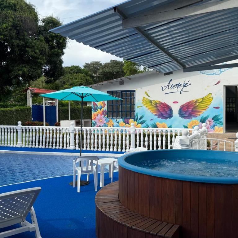 Quinta con Jacuzzi, Cancha de fútbol y Bolirana - Casa de 5 dormitorios - 8