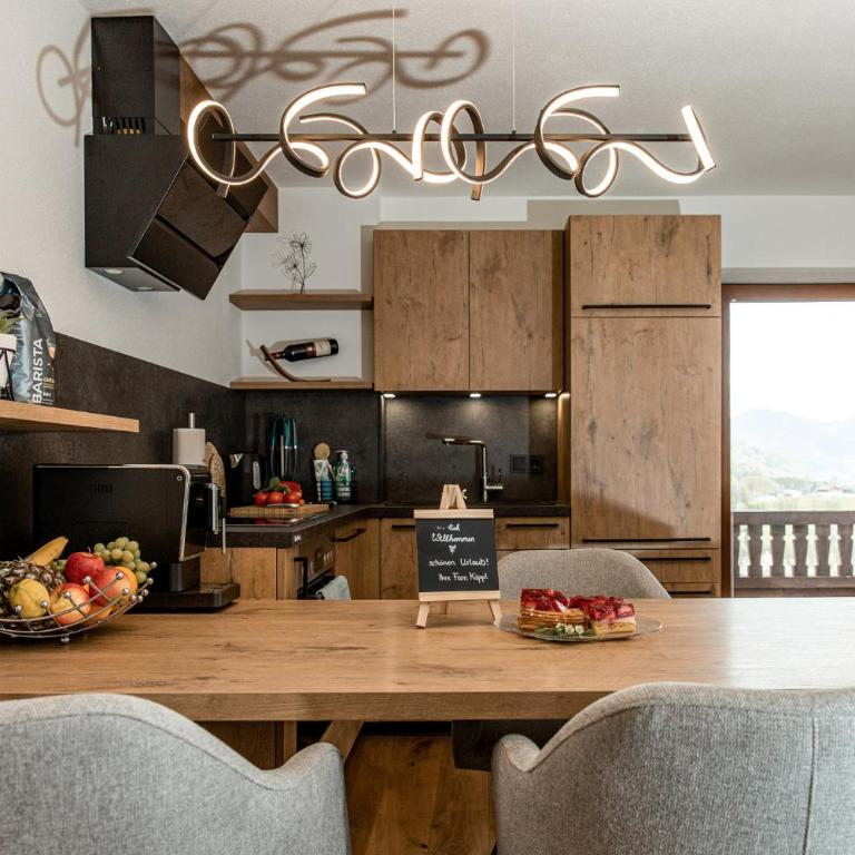 Gästehaus Sägfeiler - Apartment mit 2 Schlafzimmern und Balkon - 4